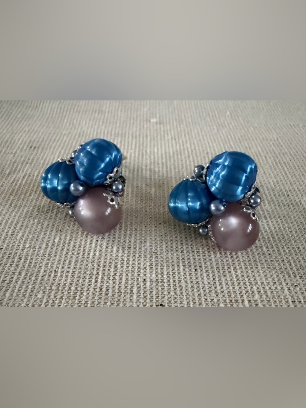 Blue and Mauve Cluster Pearl Clip On Earrings - Women's Jewelry